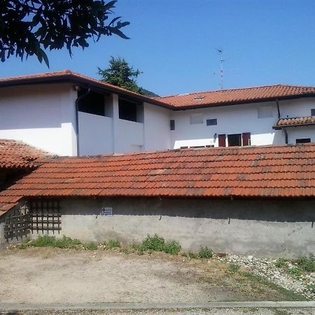 Апартаменти La Casa Bianca Roe Екстер'єр фото